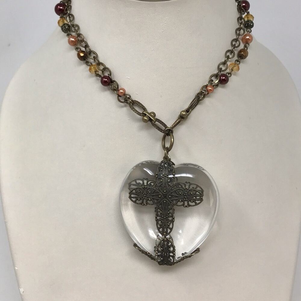 Vintage Filigree Cross Heart Necklace Pendant Clear Acrylic Beaded Chain - Picture 5 of 5